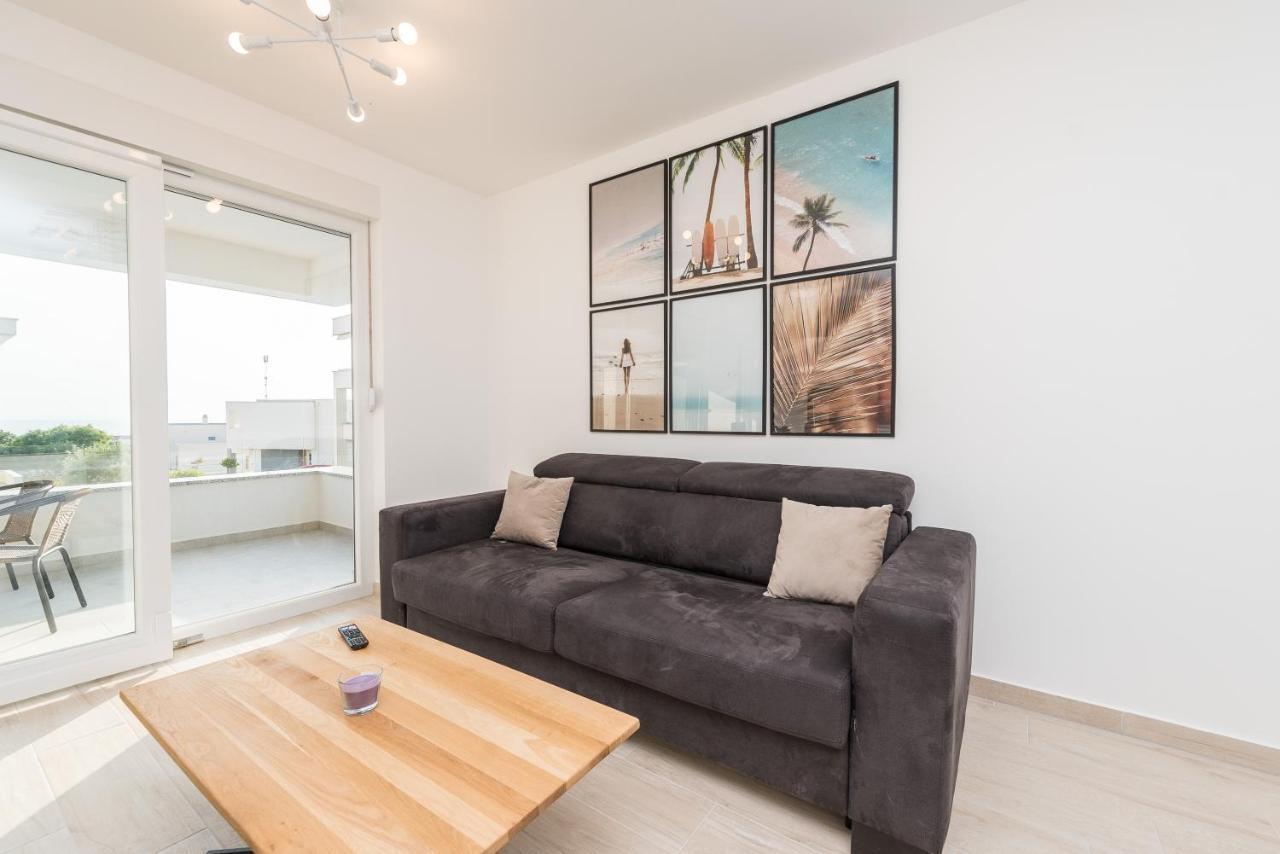 Sara Luxury Apartment With A Pool Novalja Dış mekan fotoğraf