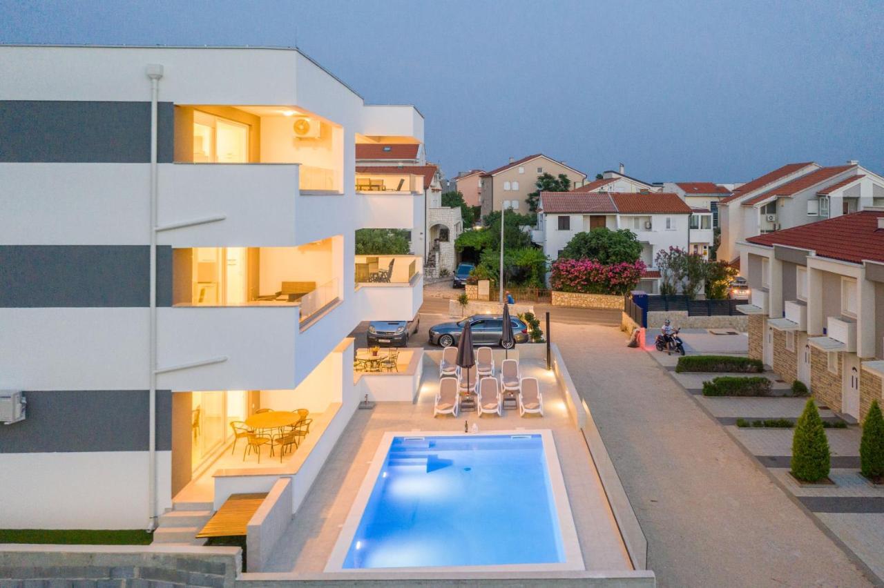 Sara Luxury Apartment With A Pool Novalja Dış mekan fotoğraf