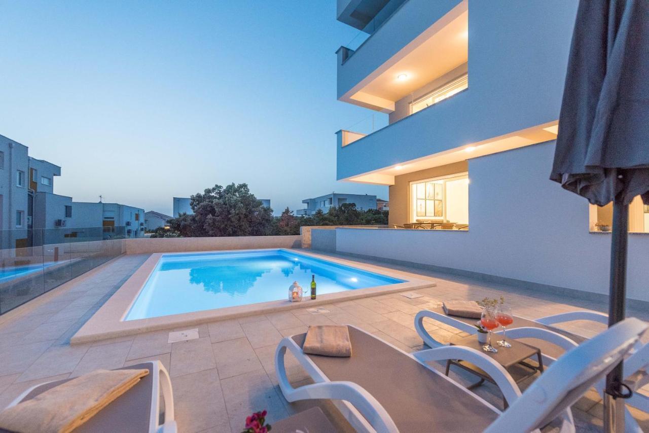 Sara Luxury Apartment With A Pool Novalja Dış mekan fotoğraf
